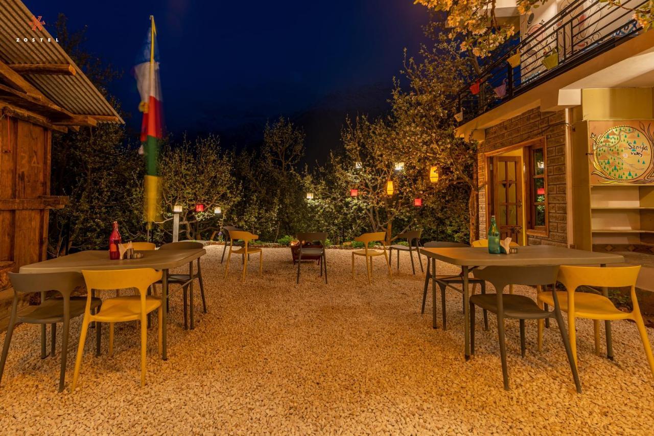 Albergue Zostel Sāngla Exterior foto